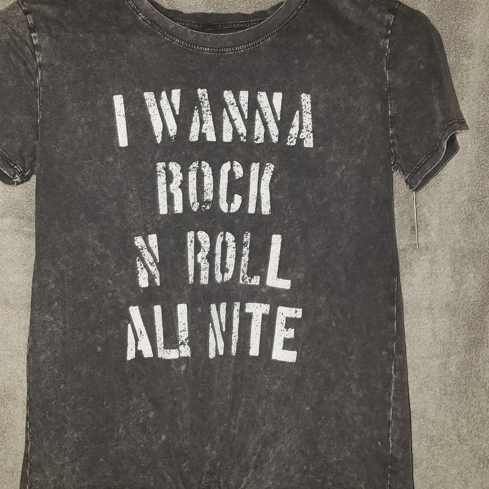 Lyric Red Label Tee I Rock n Roll All Night